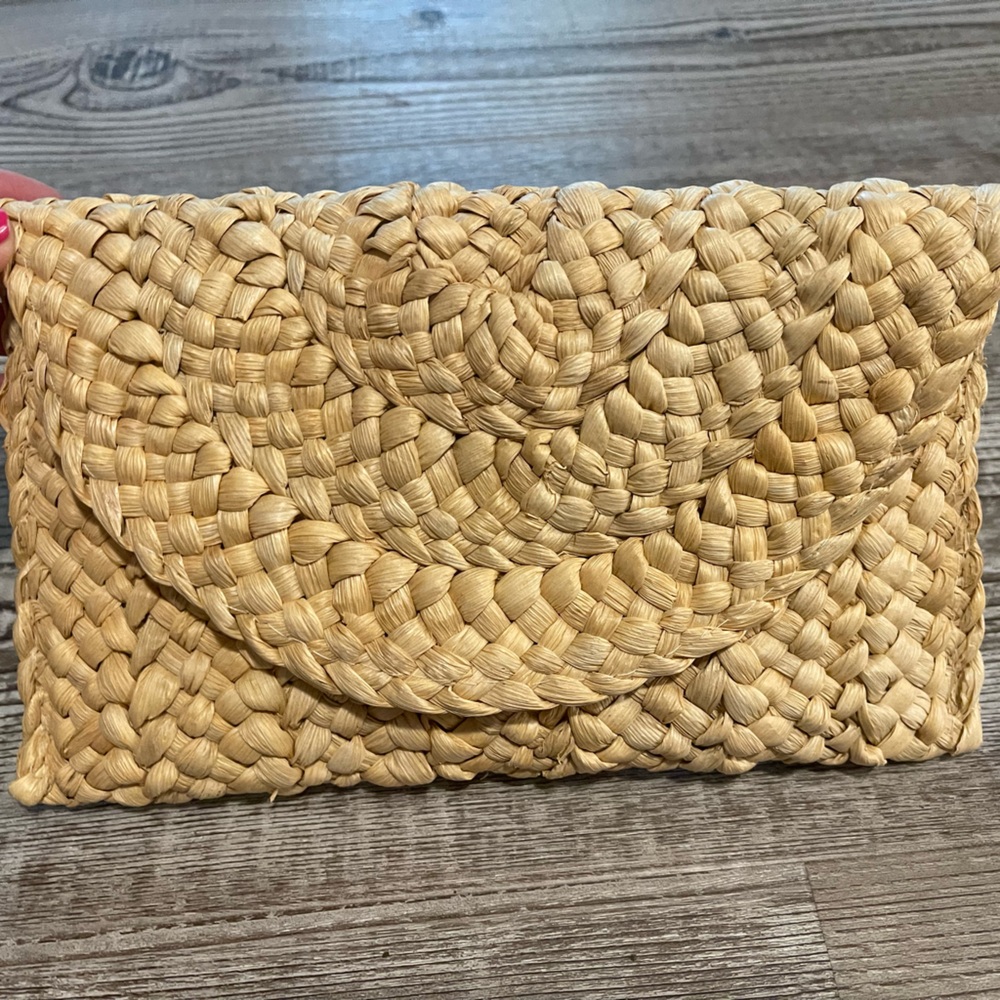 NEW Freie Liebe Woven Straw Envelope Clutch